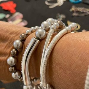 Chunky silver beaded bracelet